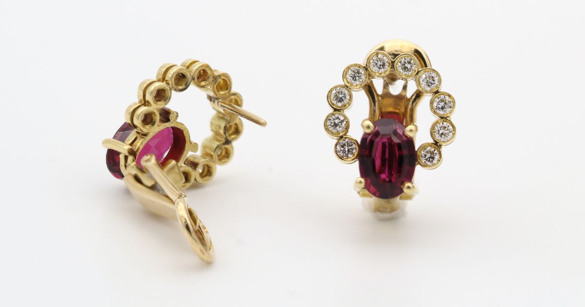 How to Choose Jewelry Gifts for Women