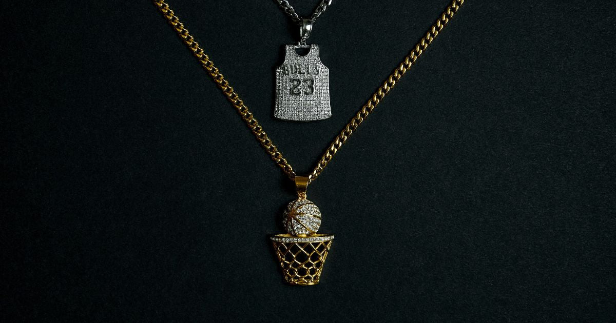 Must Have Necklace Set to Complete Your Look