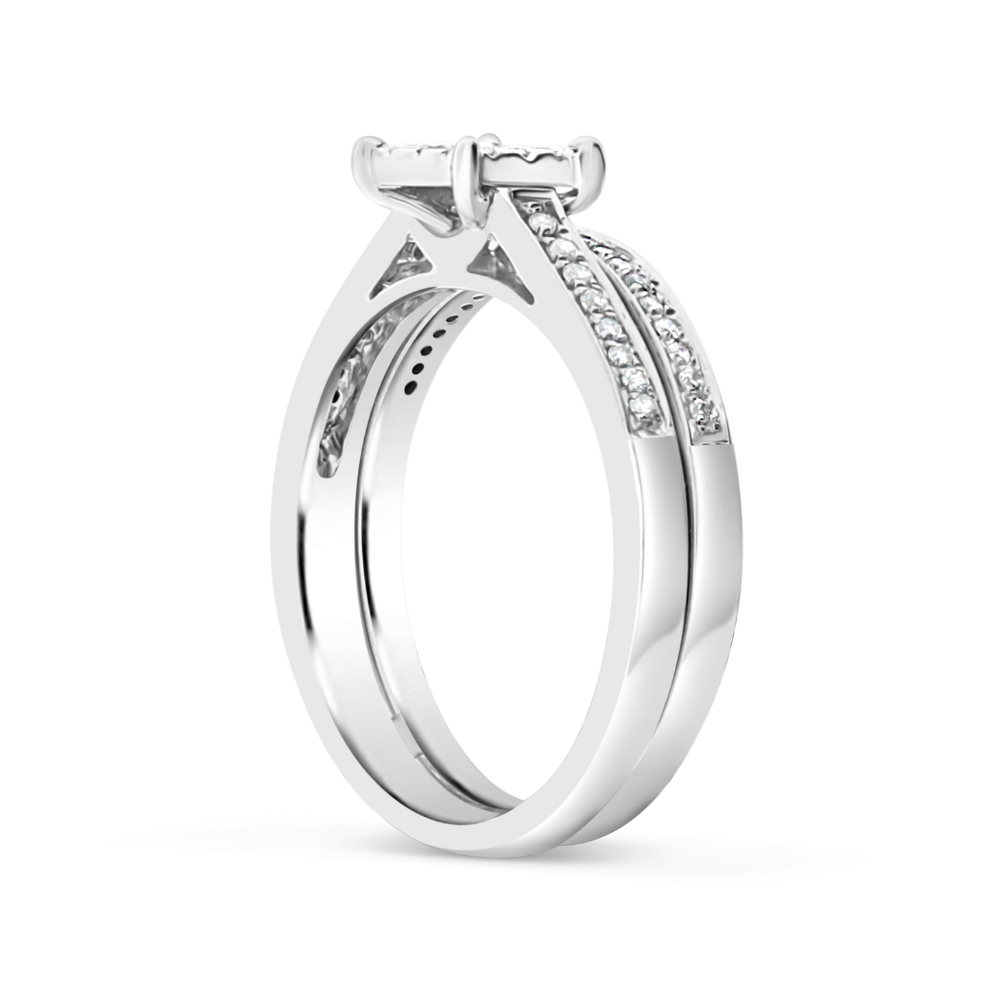 Diamond Engagement Ring .30 CTW Round Cut 14K White Gold