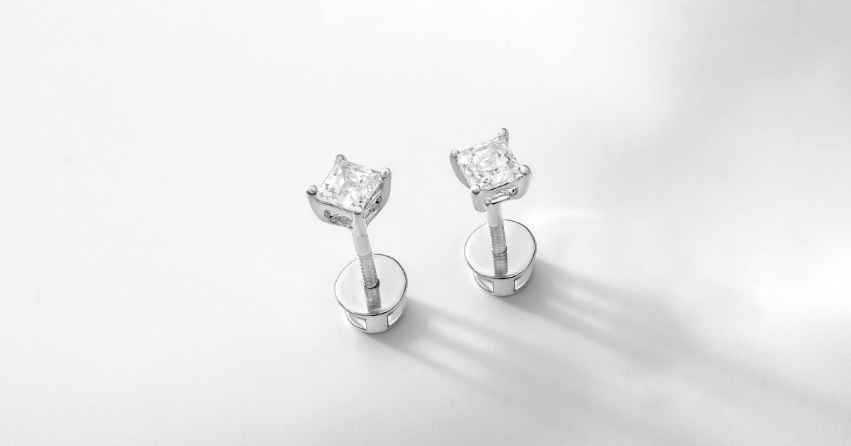 Gifts Guide for Diamond Earrings Lovers