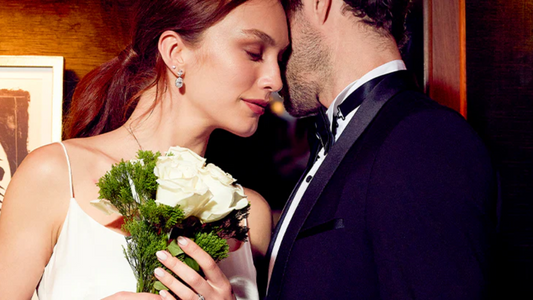 How to Choose Earrings Based on Your Bridal Hairstyle