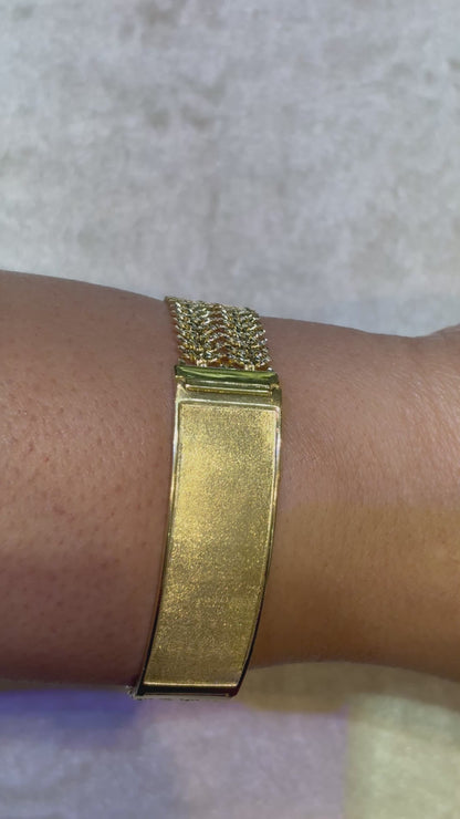 FOUR STRAND DIAMOND CUT CUBAN BRACELET WITH SATIN FINISH PLATE ED02350