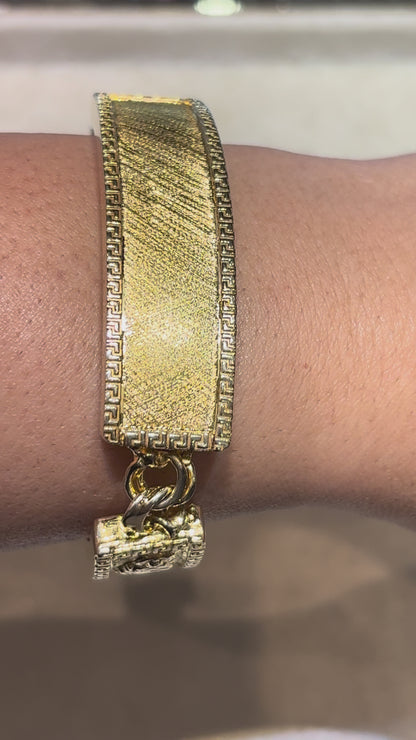 CHINO BRACELET WITH ST. JUDE ON TWO PLATES AND GREEK KEY BORDER ON ALL THREE PLATES, CENTER PLATE PLAIN ED000056
