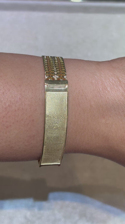 FOUR STRAND DIAMOND CUT CUBAN BRACELET WITH SATIN FINISH PLATE ED01390