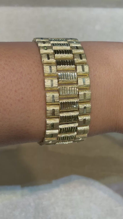 PRESIDENTIAL BRACELET WITH SATIN/ BRUSHED FINISH AND HIGH POLISHED CUTS ED04720