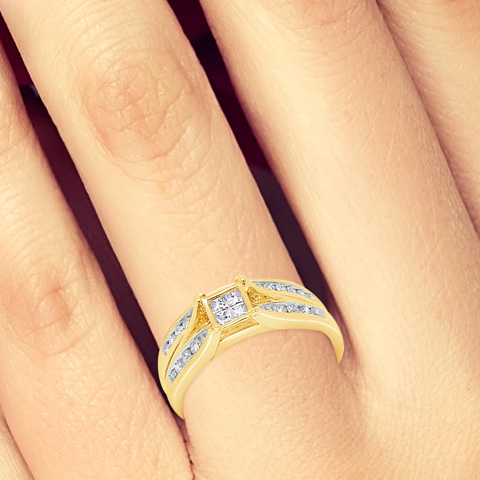 Diamond Engagement Ring .50 CTW Princess & Round Cut 10K Yellow Gold