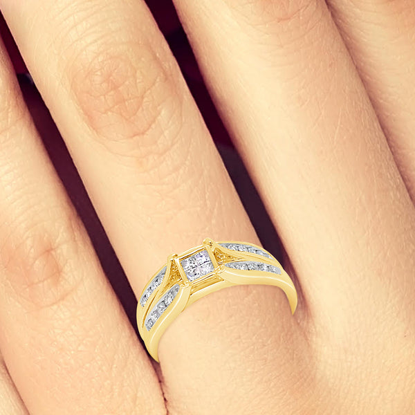 Diamond Engagement Ring .50 CTW Princess & Round Cut 10K Yellow Gold