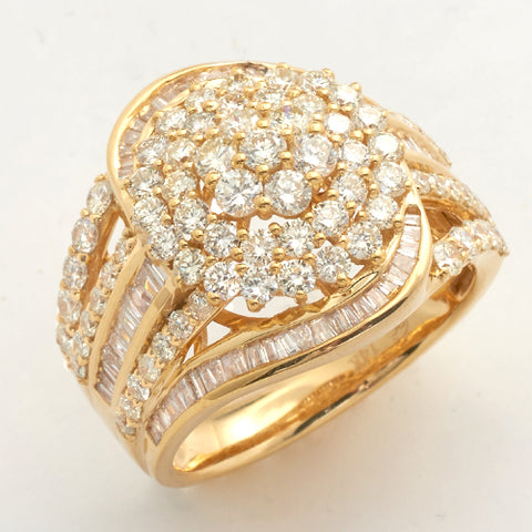 14KY 2.50CTW ROUND CLUSTER RING - BAGUETTE DIAMOND