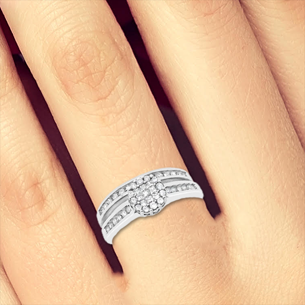 Diamond Engagement Ring .50 CTW Princess & Round Cut 14K White Gold