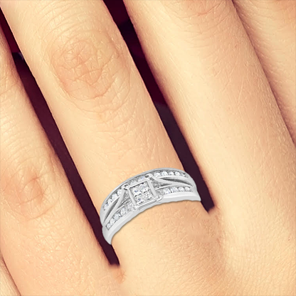 Diamond Engagement Ring .50 CTW Princess & Round Cut 10K White Gold