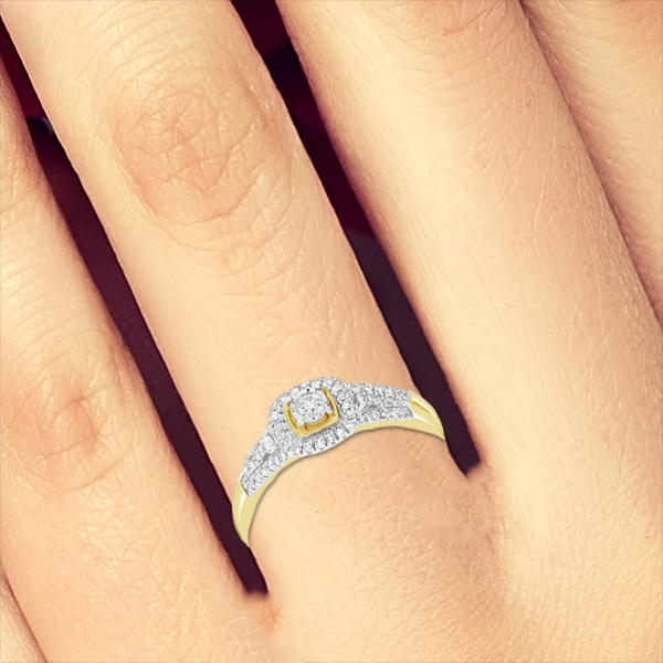 Diamond Halo Engagement Ring .25 CTW Round Cut 10K Yellow Gold